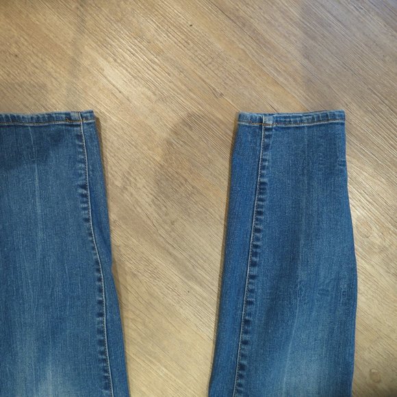 BDG Urban Outfitters Mid-Rise Grazer Jeans - Picture 13 of 15